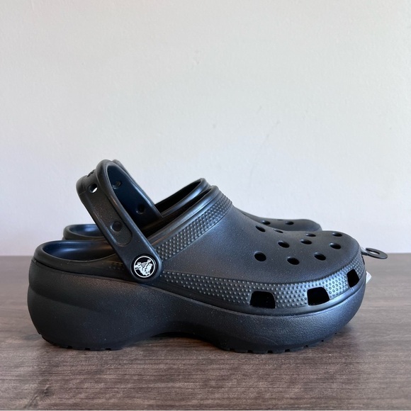 Crocs Women's Classic Platform Clog Size 7 #B1809 - Picture 1 of 9